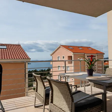 Apartmán Olivera-trogir By Guide
