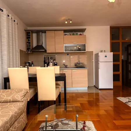 Olivera-trogir By Guide Apartmán